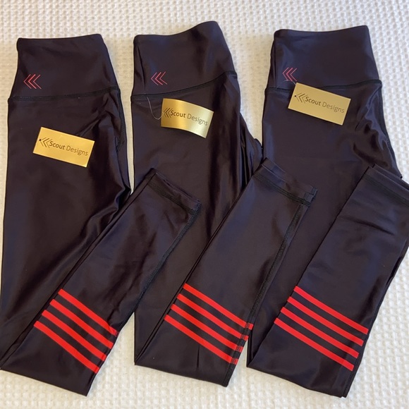 NEW! $78 SCOUT DESIGNS XS SMALL Black Leggings Red Stripes - Picture 2 of 16